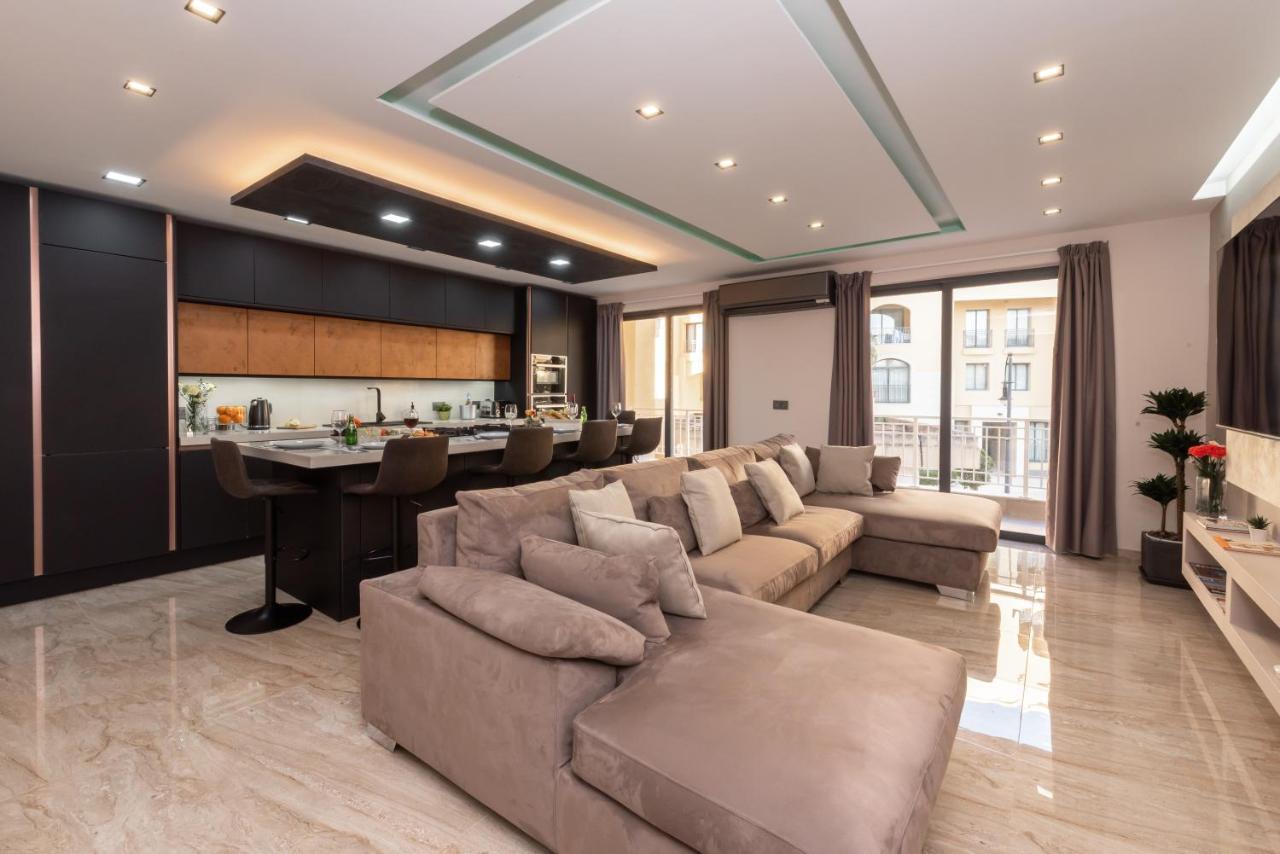 Luxury 2 Bed Apartment In The Heart Of St Julians Saint Julian's Bagian luar foto