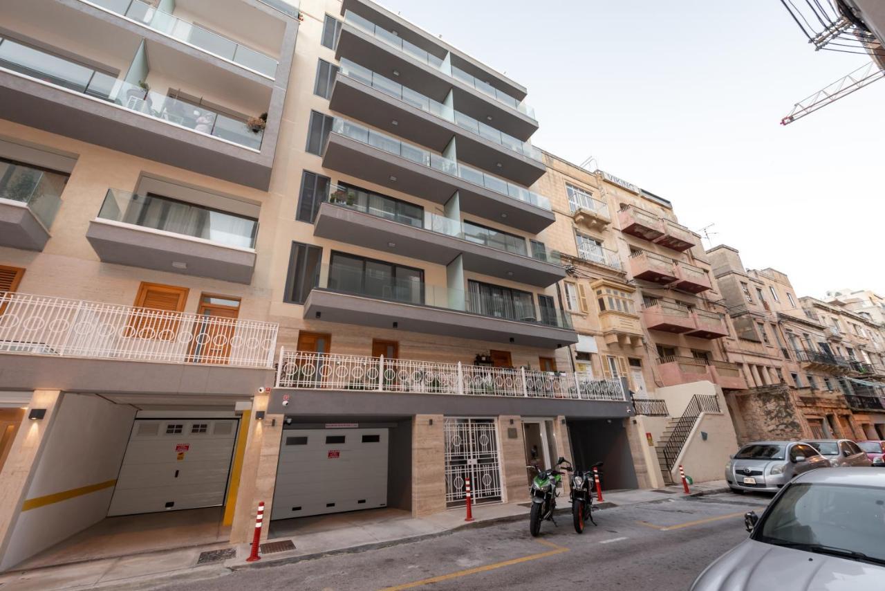 Luxury 2 Bed Apartment In The Heart Of St Julians Saint Julian's Bagian luar foto