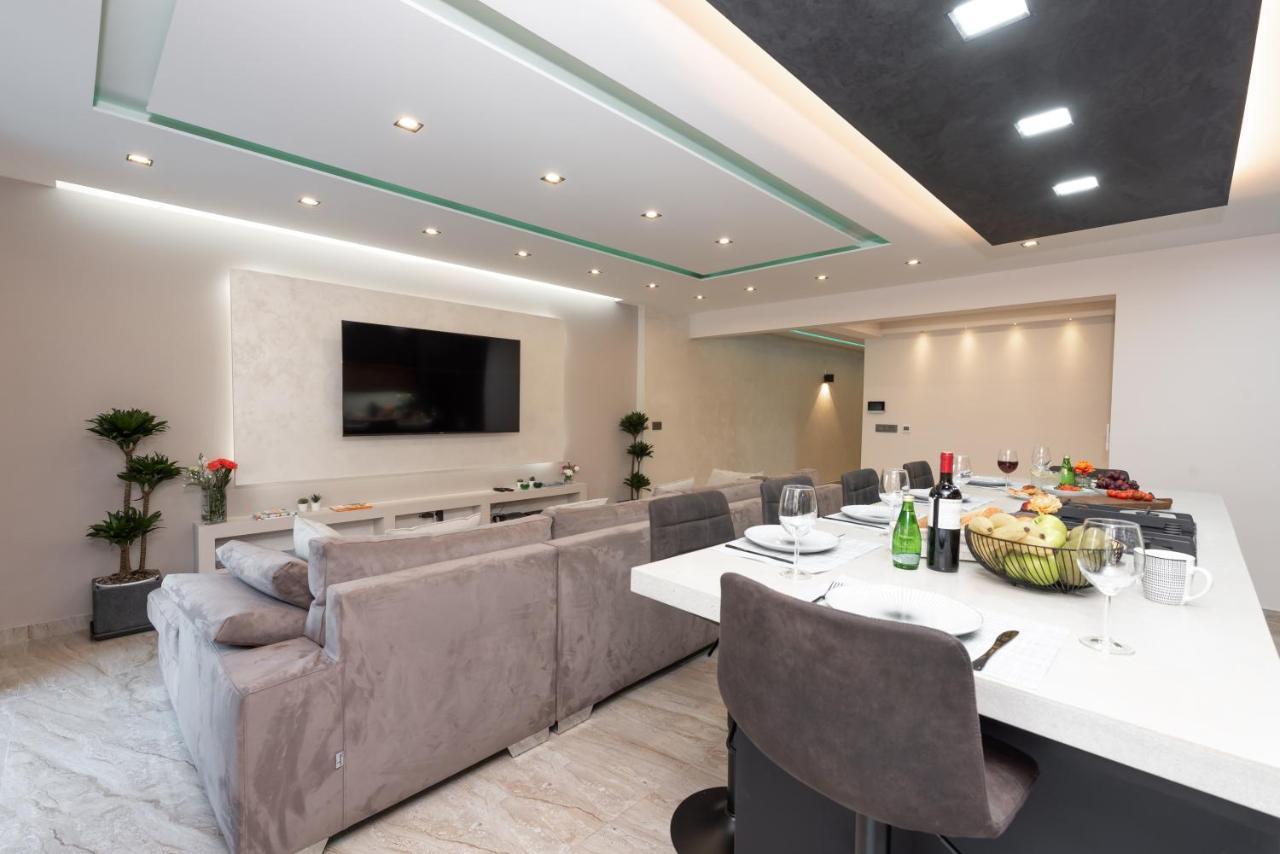Luxury 2 Bed Apartment In The Heart Of St Julians Saint Julian's Bagian luar foto